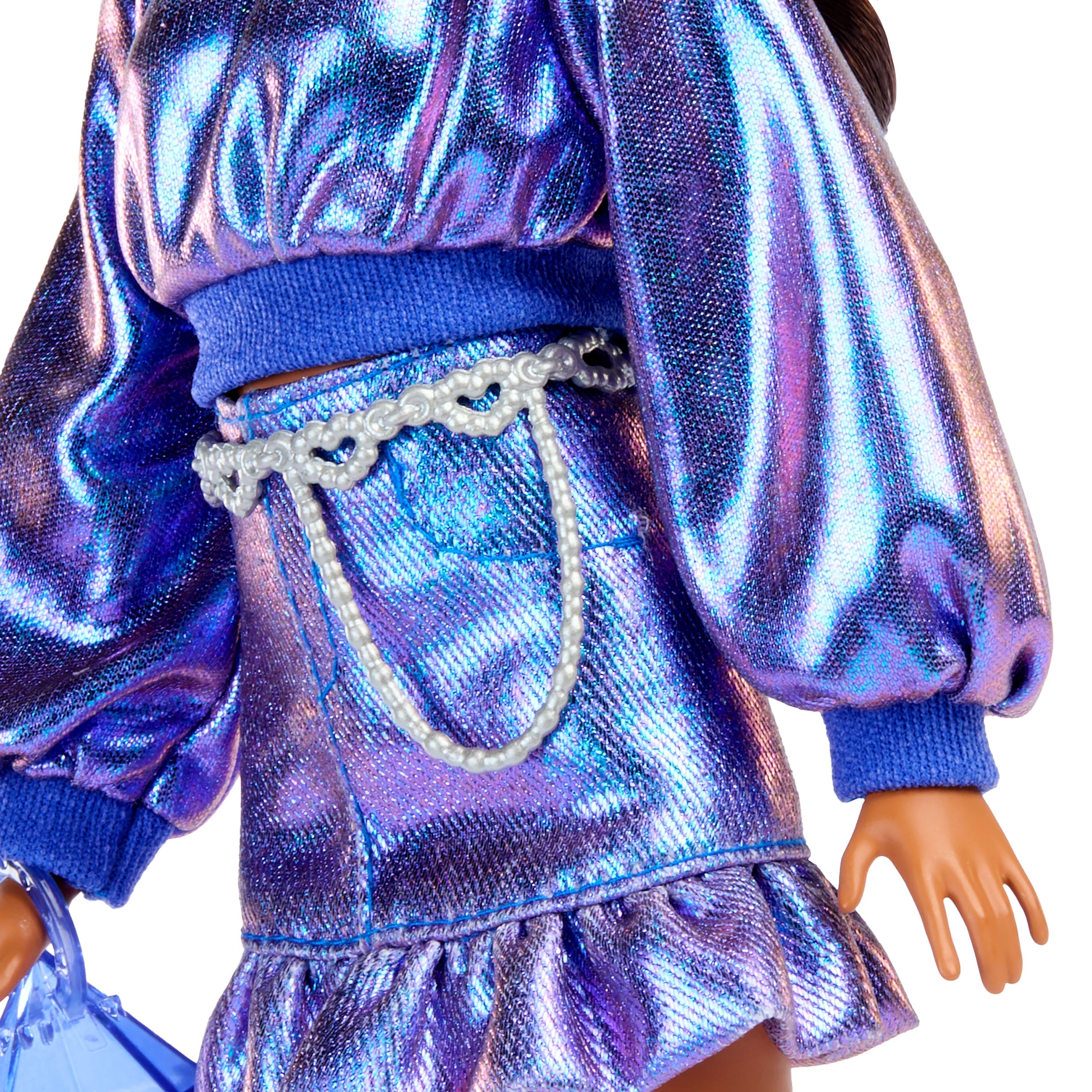 Barbie Deluxe Style Fashion Doll #7