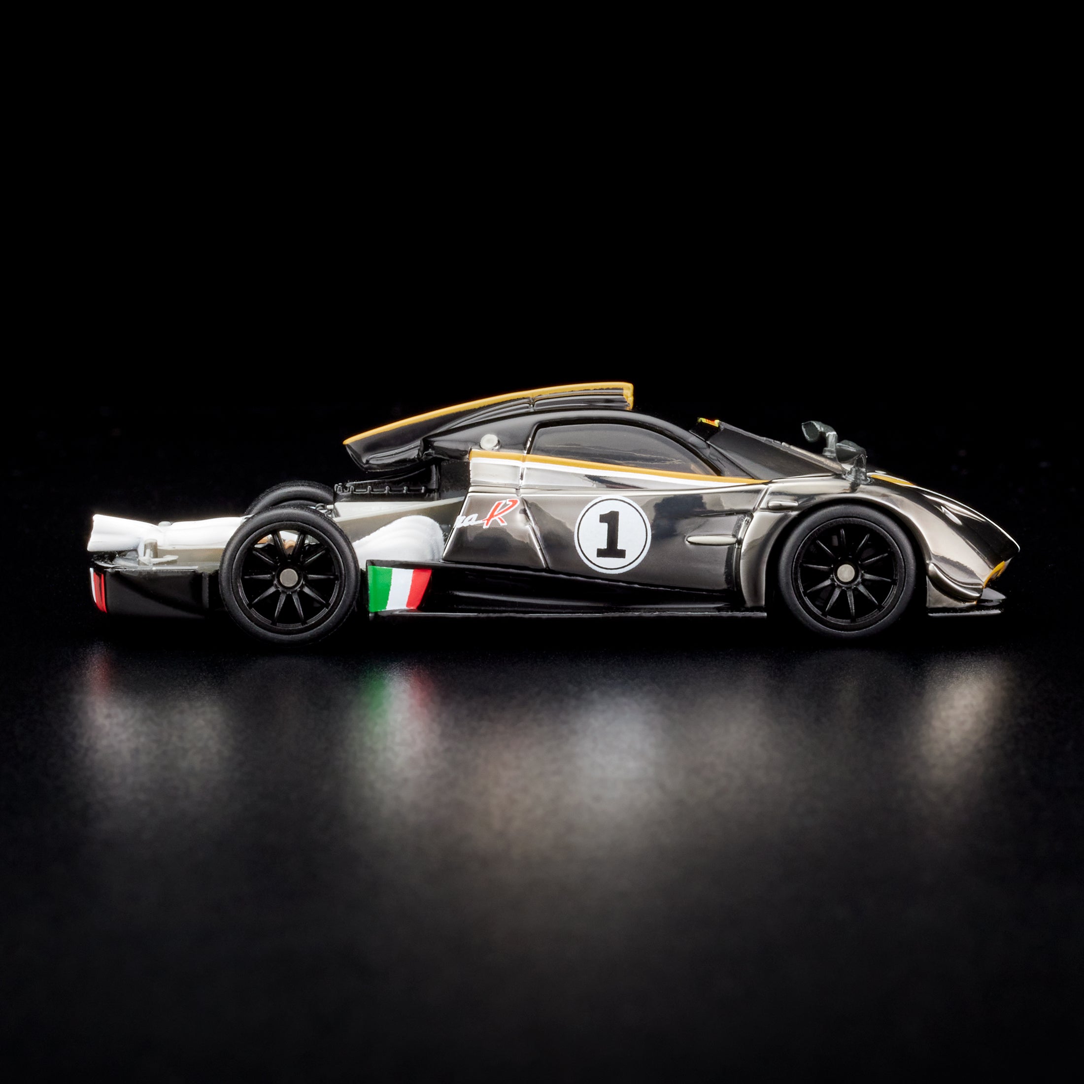 Hot Wheels RLC Exclusive ‘21 Pagani Huayra R