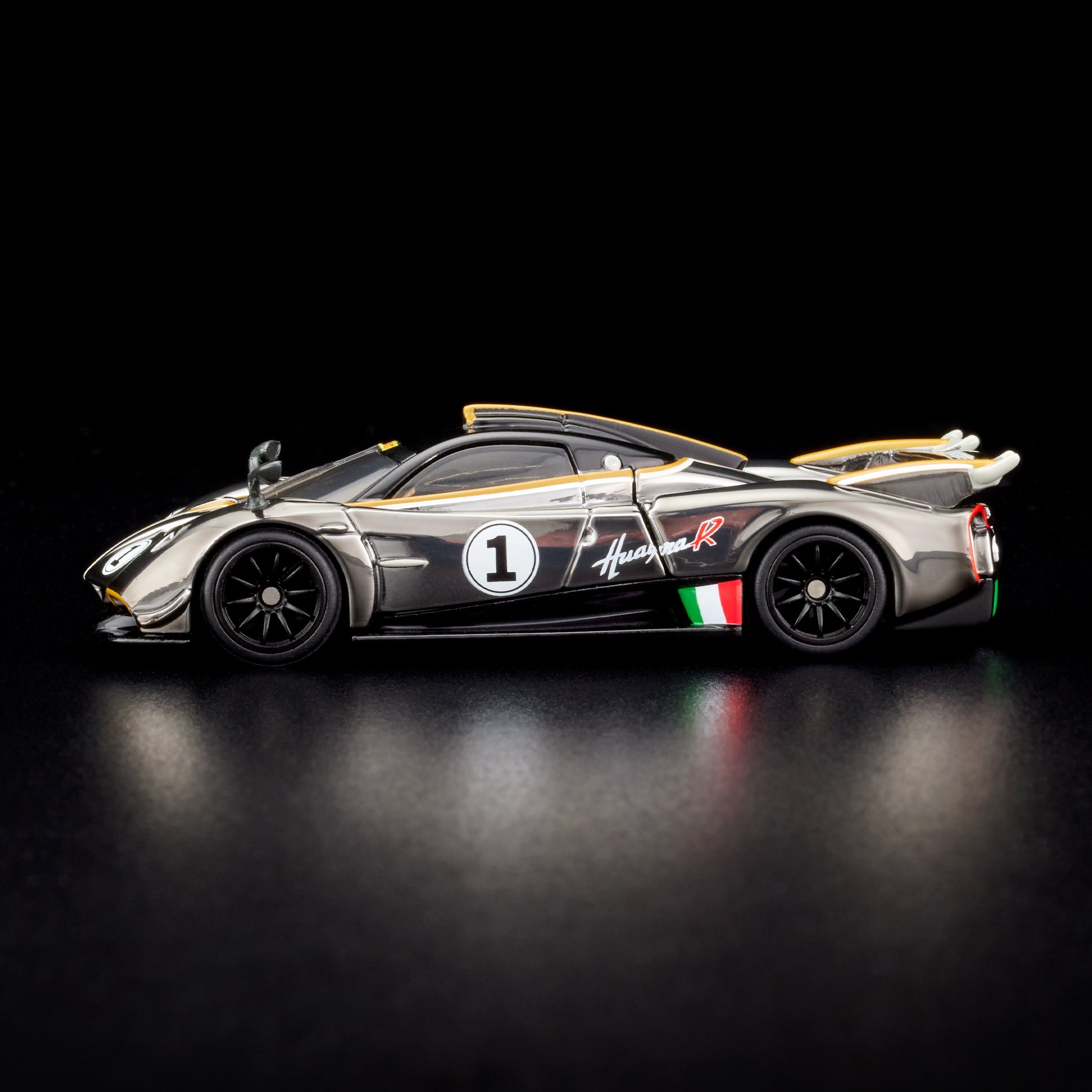 Hot Wheels RLC Exclusive ‘21 Pagani Huayra R