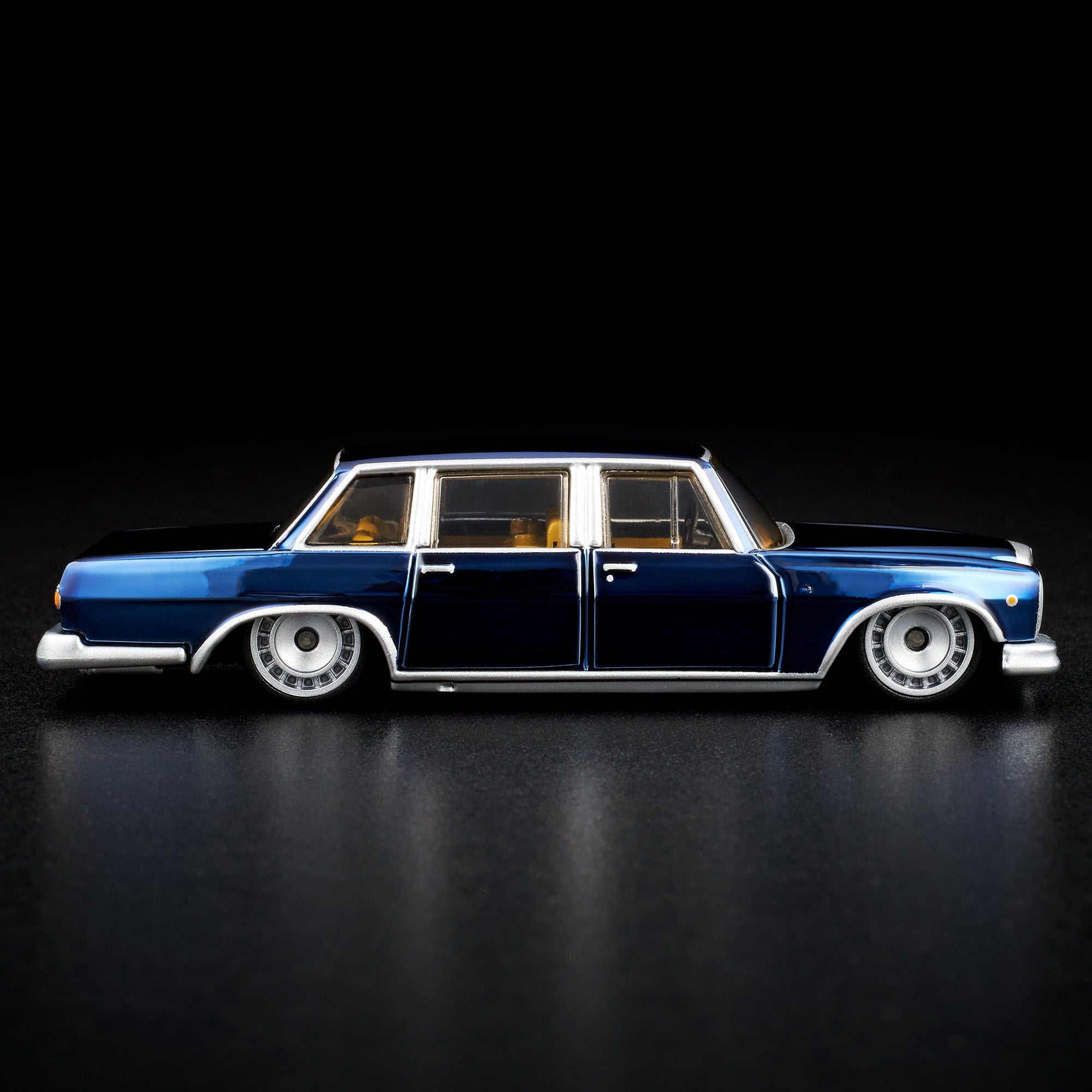 Hot Wheels RLC Exclusive 1964 Mercedes-Benz 600