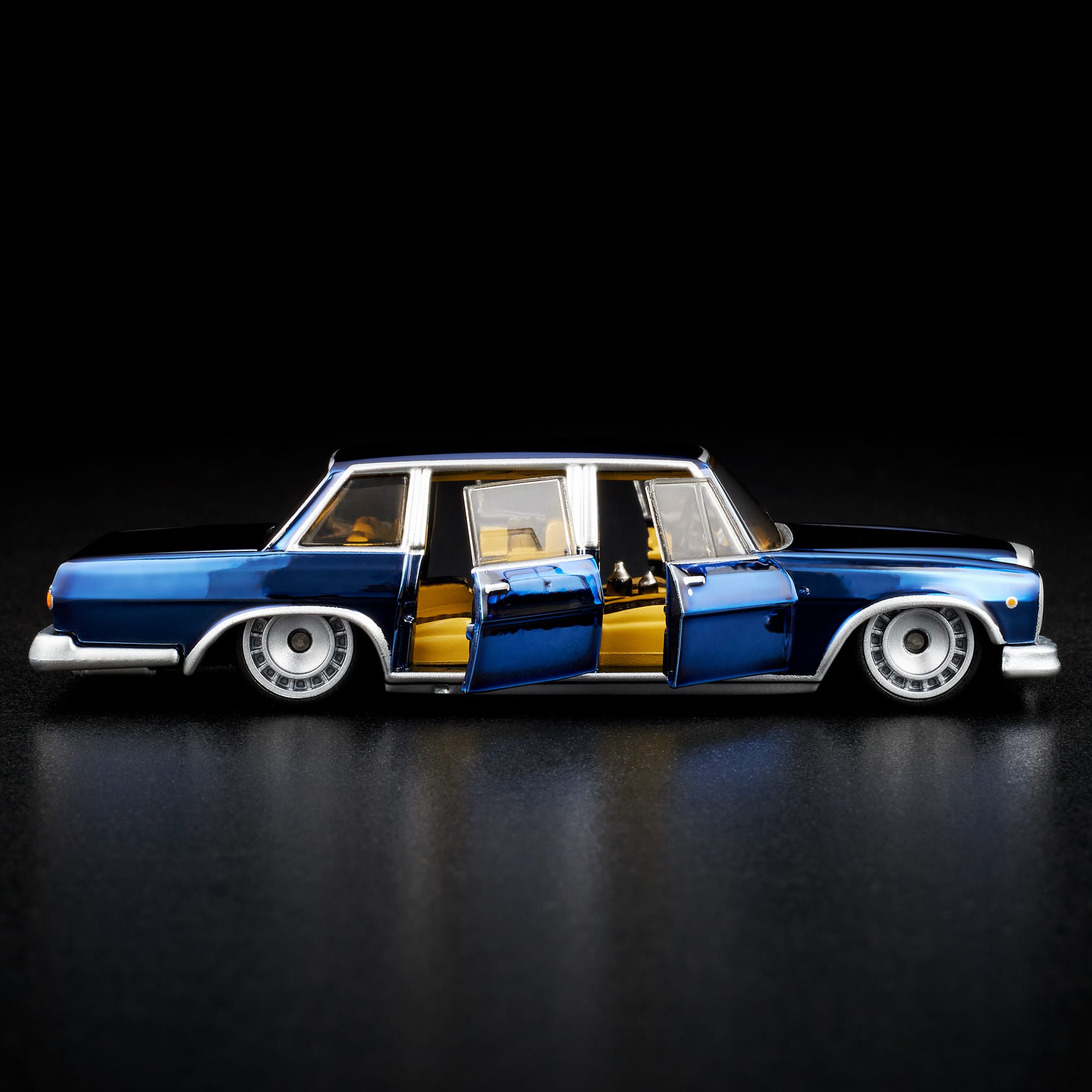 Hot Wheels RLC Exclusive 1964 Mercedes-Benz 600