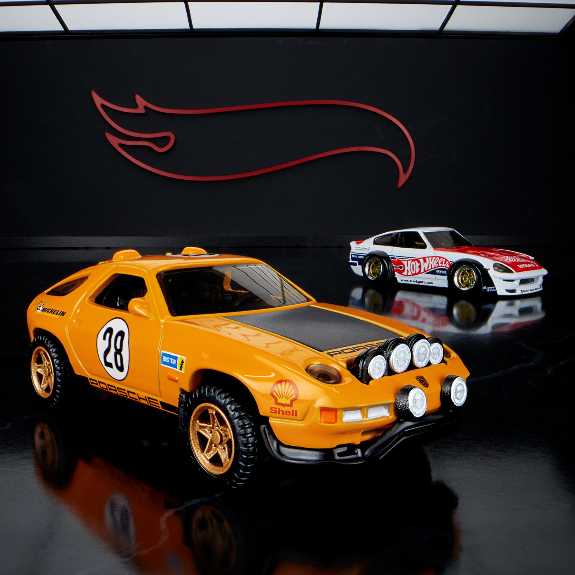 Hot Wheels Elite 64 Porsche 928 Safari