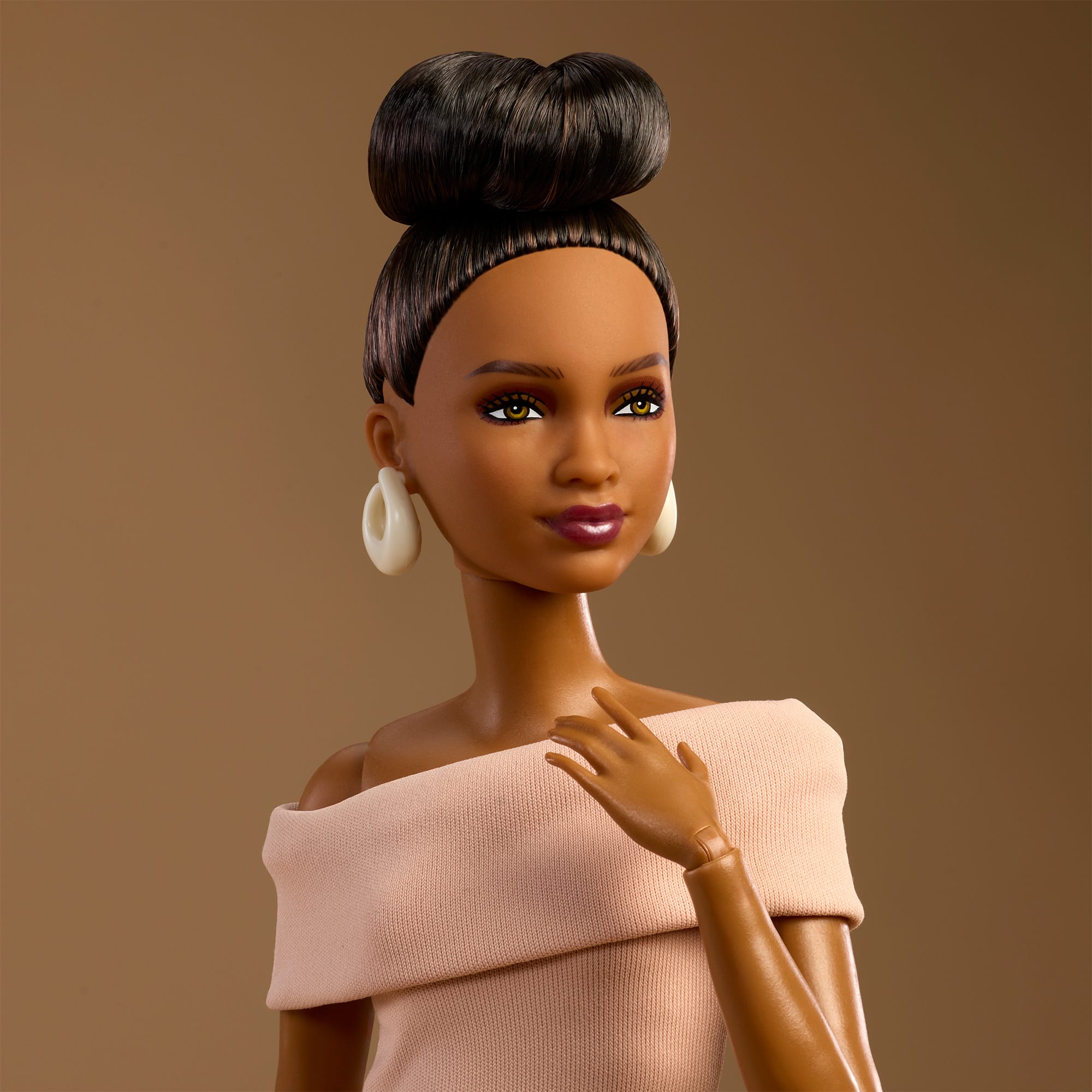 Barbie Basics 2026 Neutrals Series, Model 08