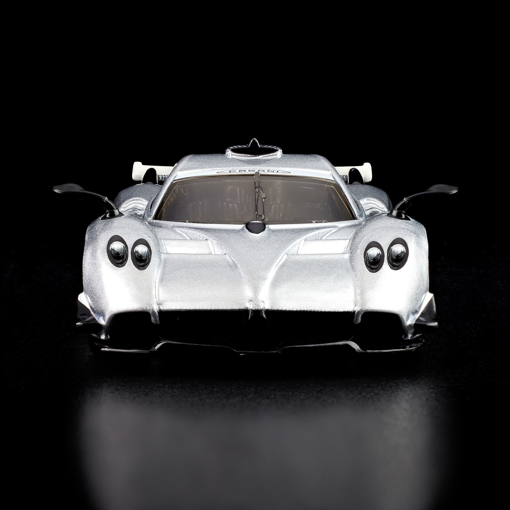 Hot Wheels RLC Exclusive ’21 Pagani Huayra R
