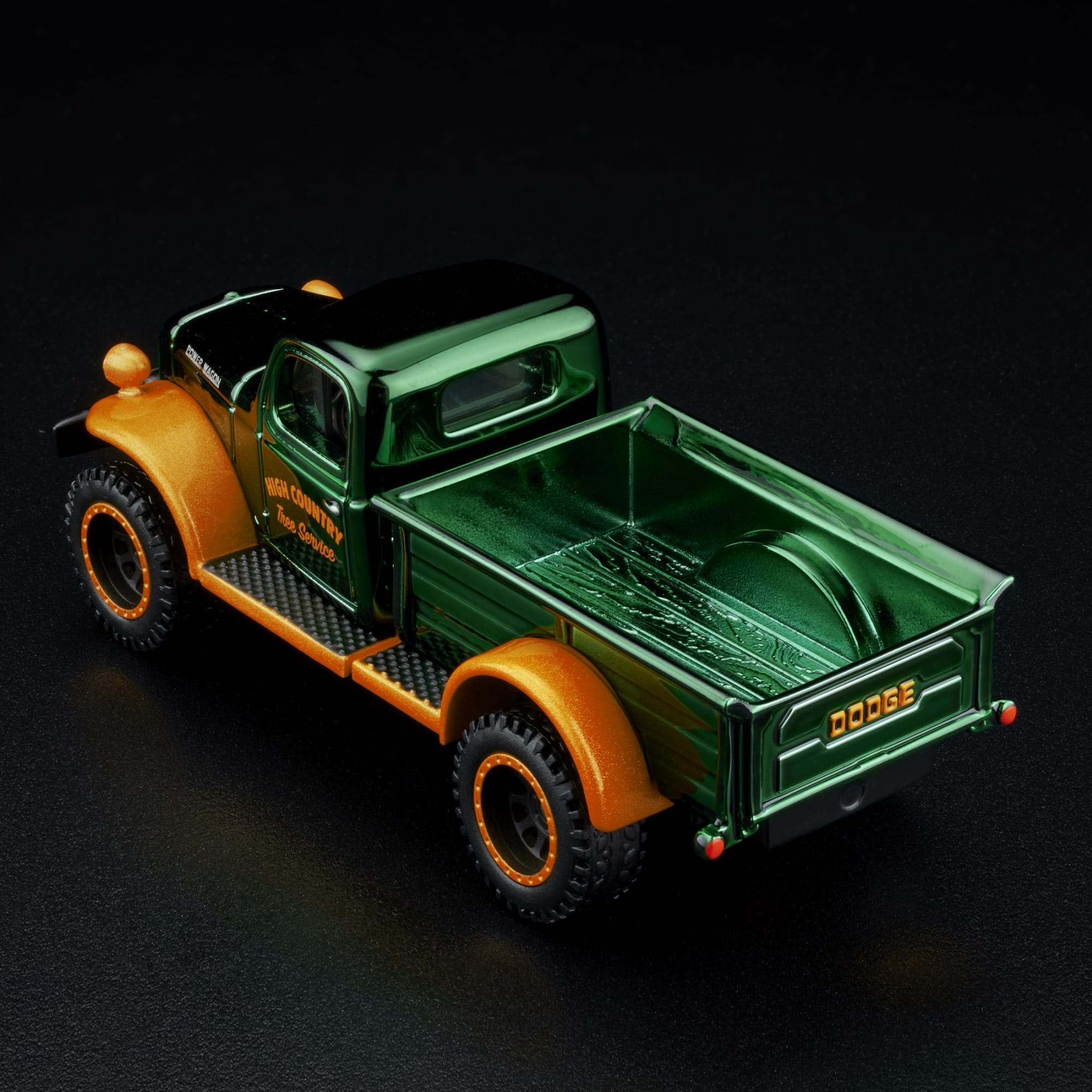 Hot Wheels RLC Exclusive Holiday 1952 Dodge Power-Wagon