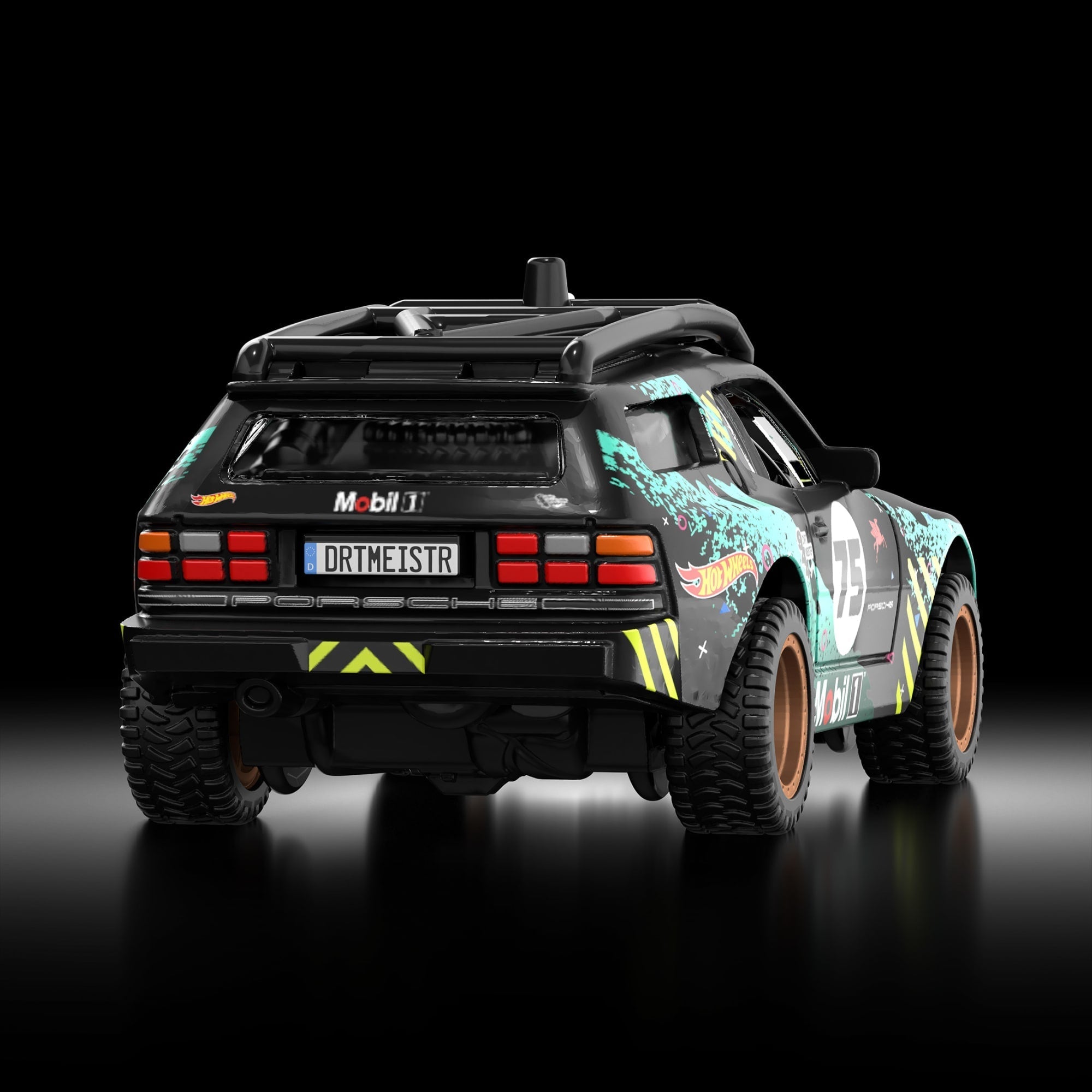 Hot Wheels Mobil 1 Porsche Dirtmeister 944