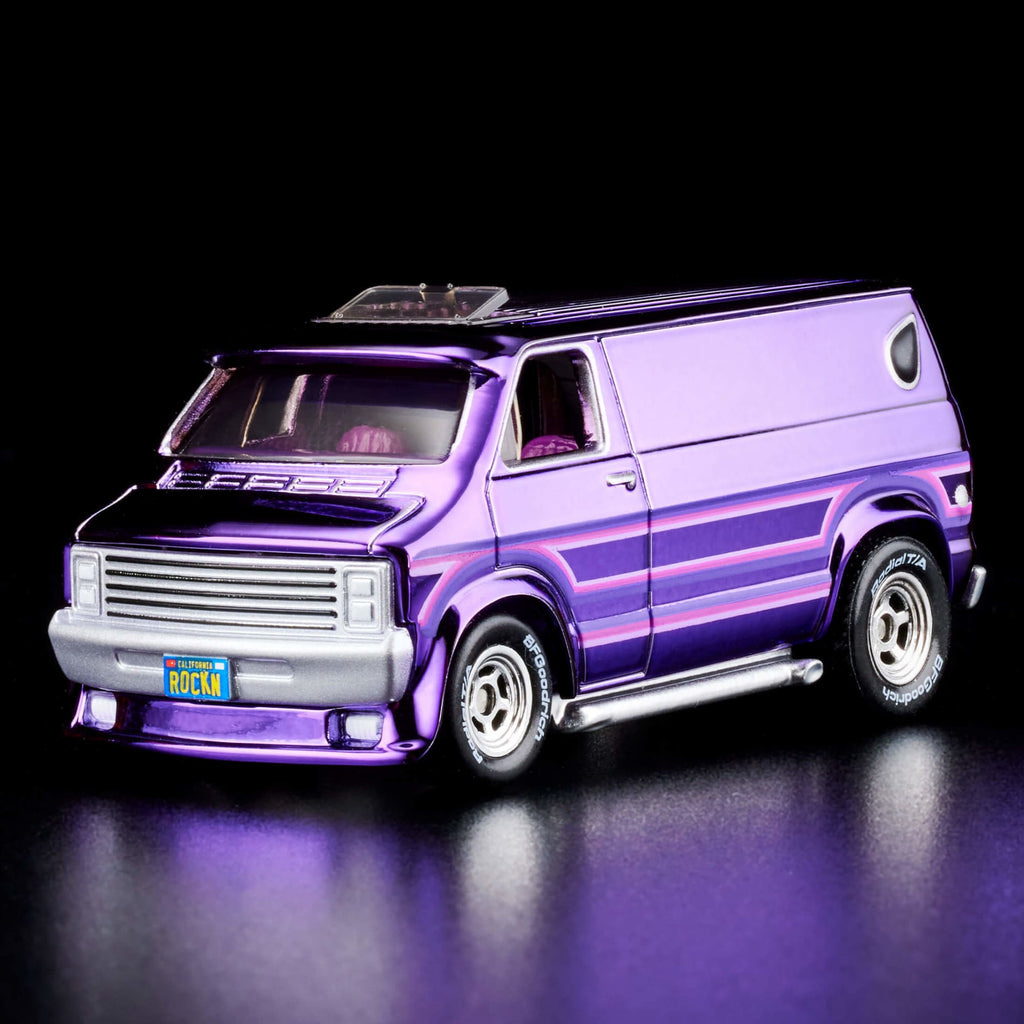 Hot Wheels RLC Exclusive ‘70s Dodge Tradesman Van