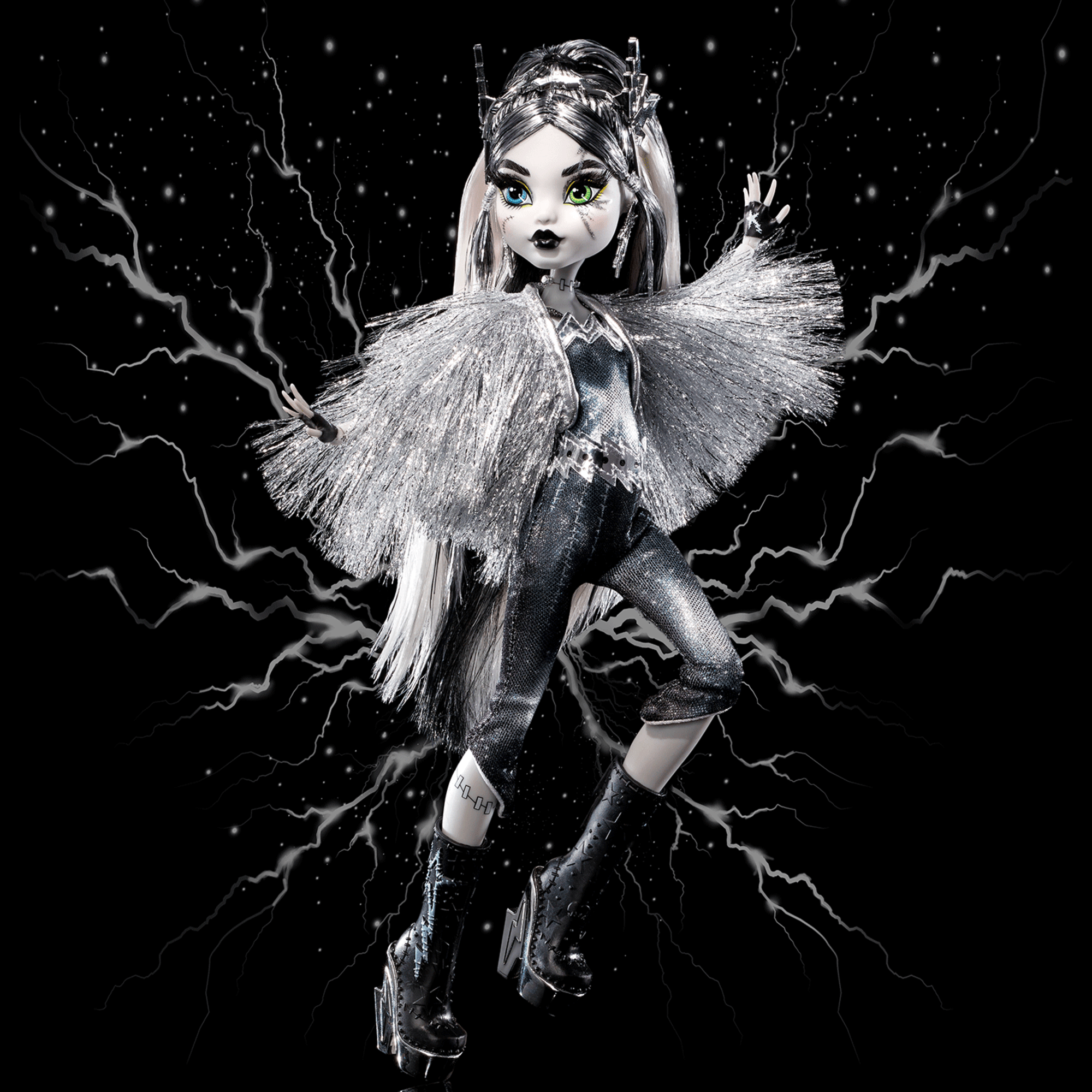 Monster High Voltageous Frankie Stein Reproduction Doll
