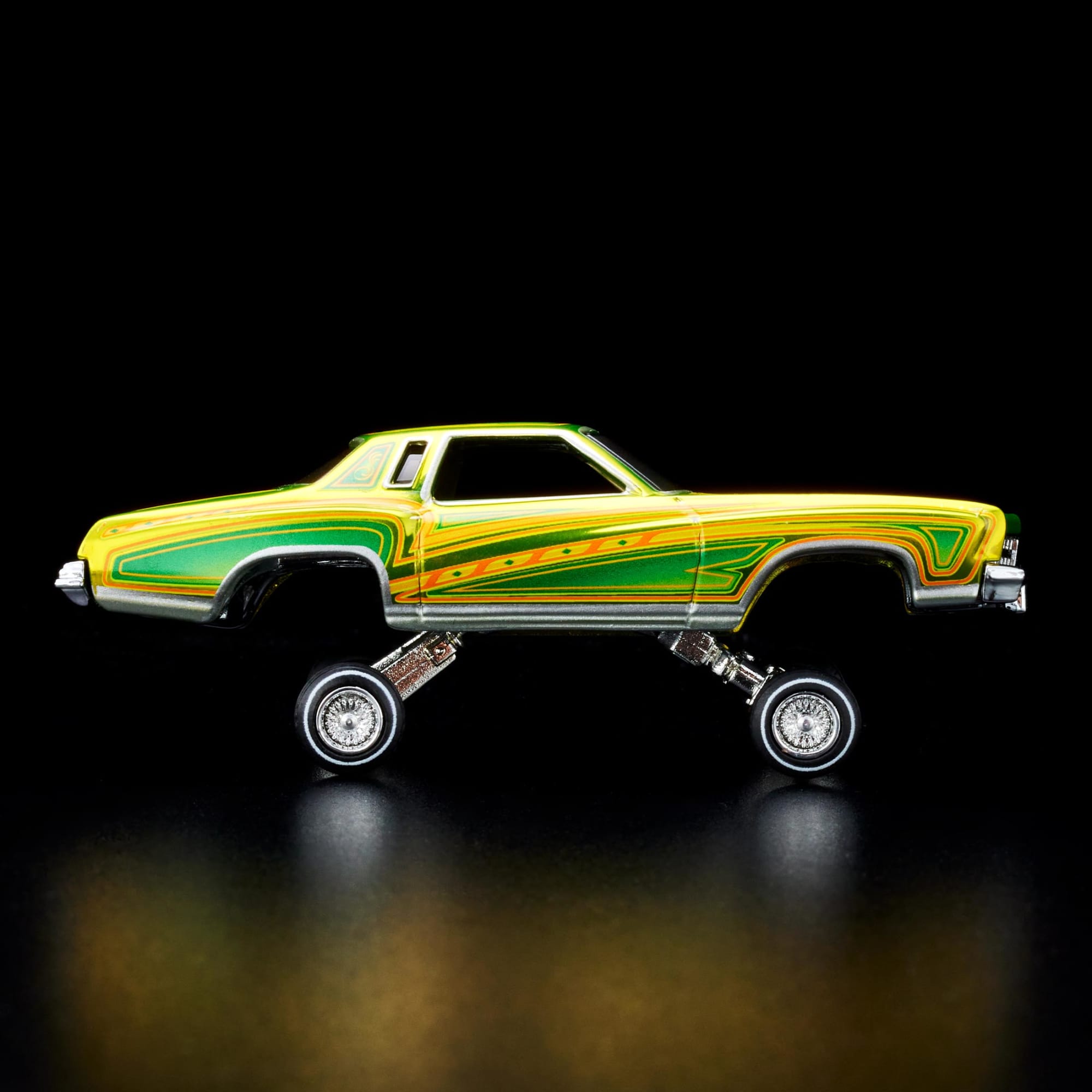 Hot Wheels RLC Exclusive 1975 Chevrolet Monte Carlo Lowrider