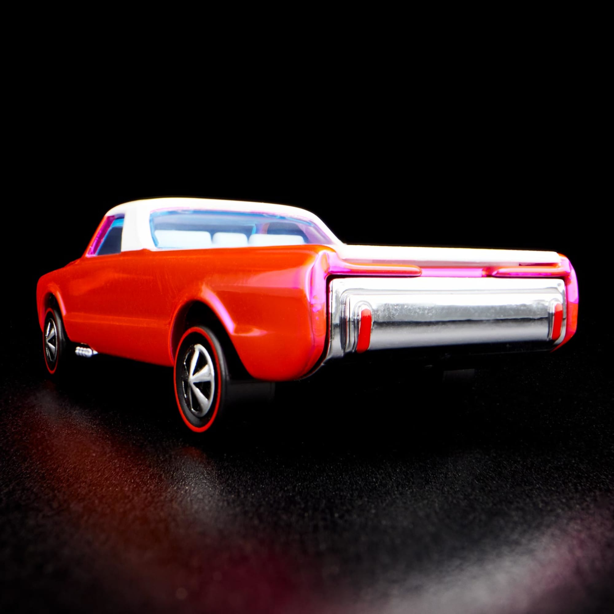 Hot Wheels RLC EXCLUSIVE 2022 PINK EDITIONS CUSTOM FLEETSIDE™