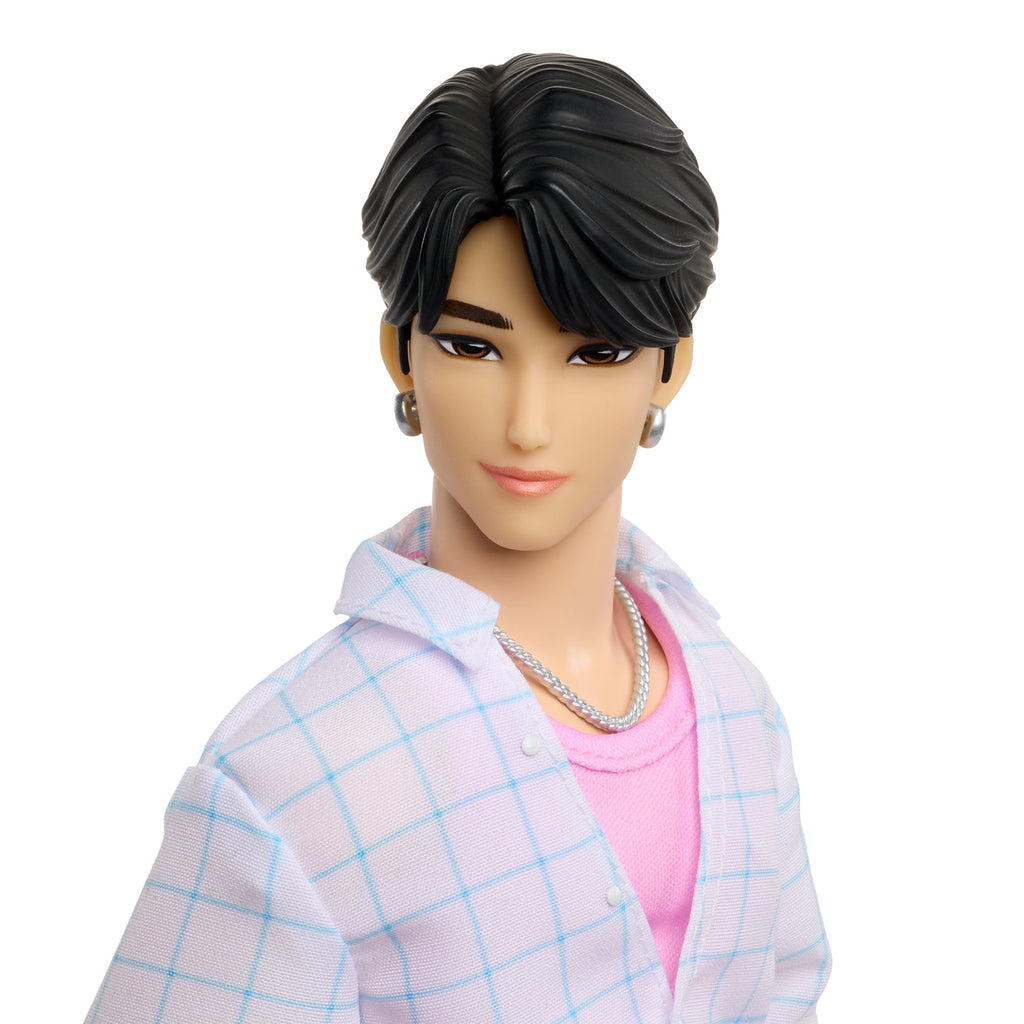 KPop Demon Hunters Jinu Fashion Doll