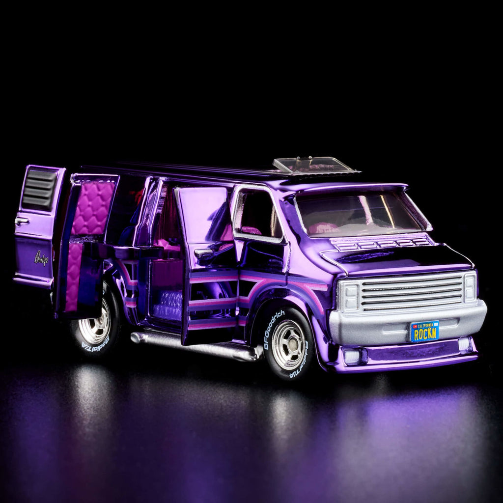 Hot Wheels RLC Exclusive ‘70s Dodge Tradesman Van