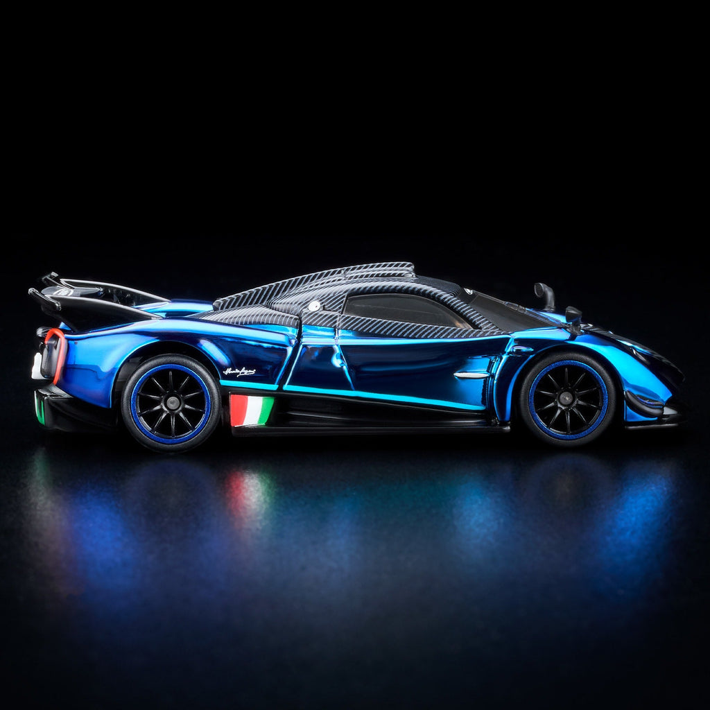 Hot Wheels RLC Exclusive 2021 Pagani Huayra R
