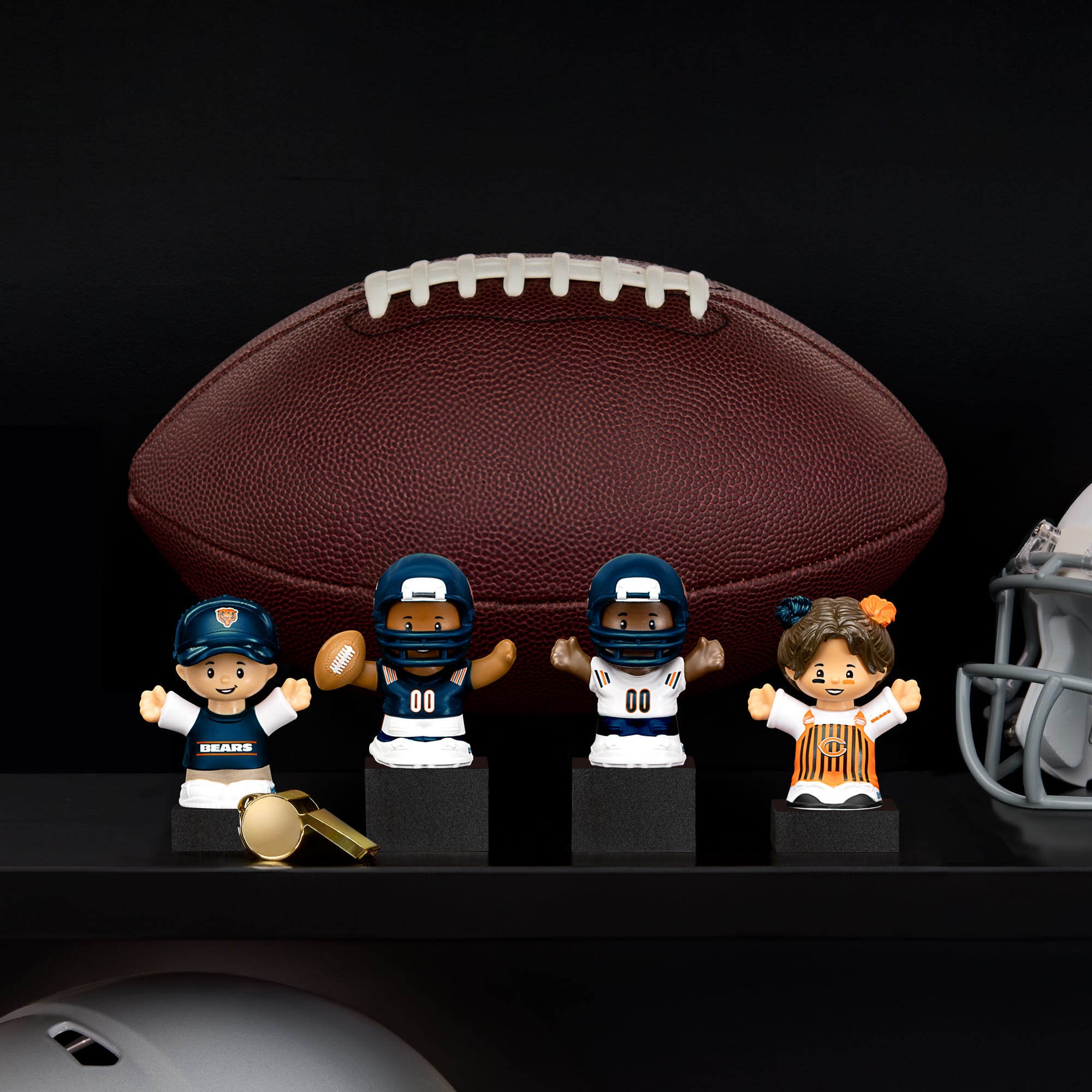Little People Collector x NFL Chicago Bears Set