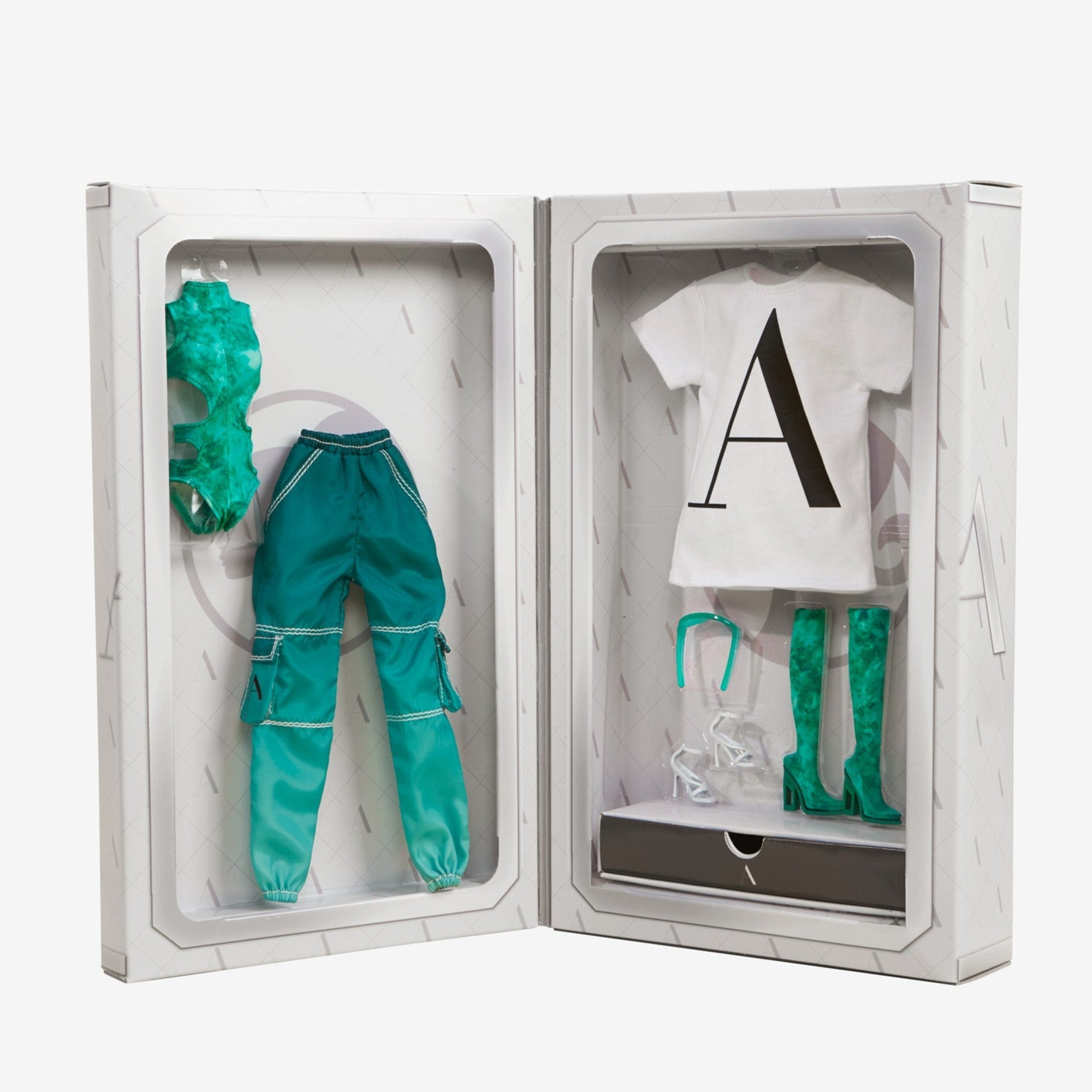 Aleali May Barbie Wardrobe & Accessories Set