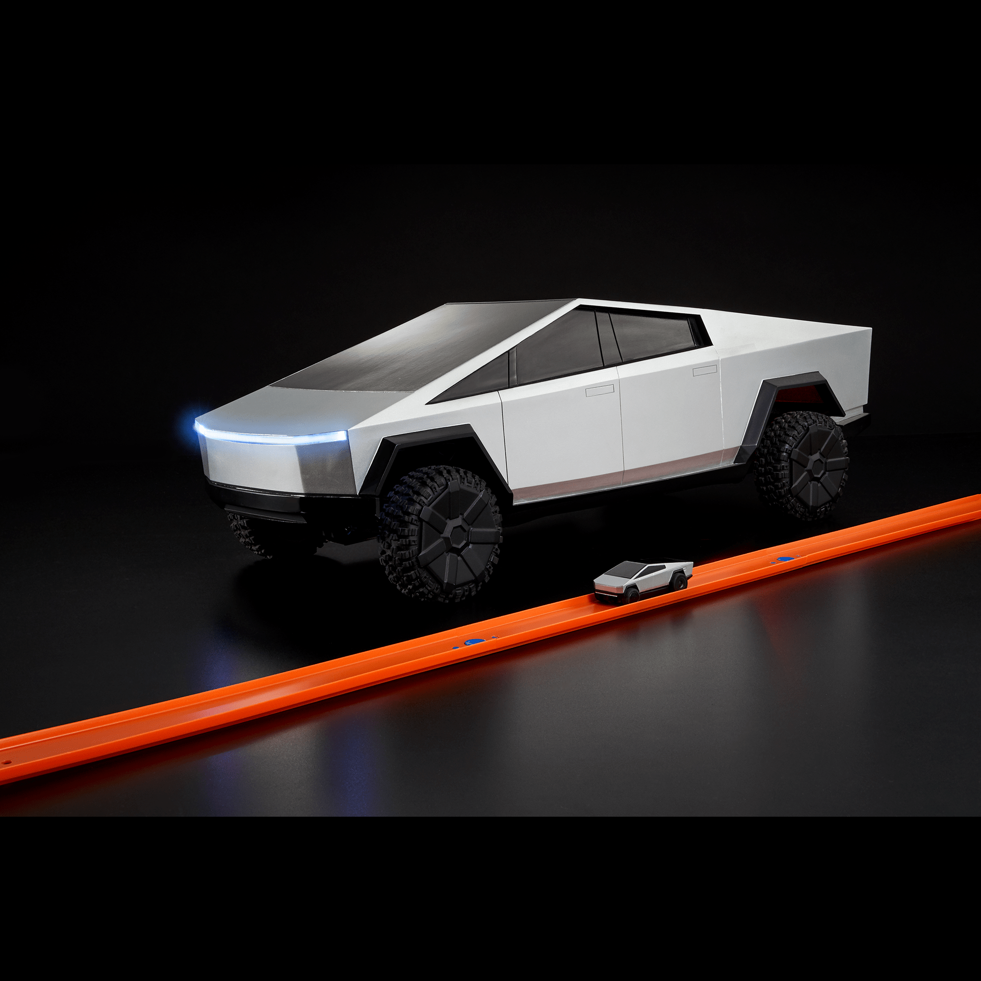1:64 Hot Wheels R/C Cybertruck