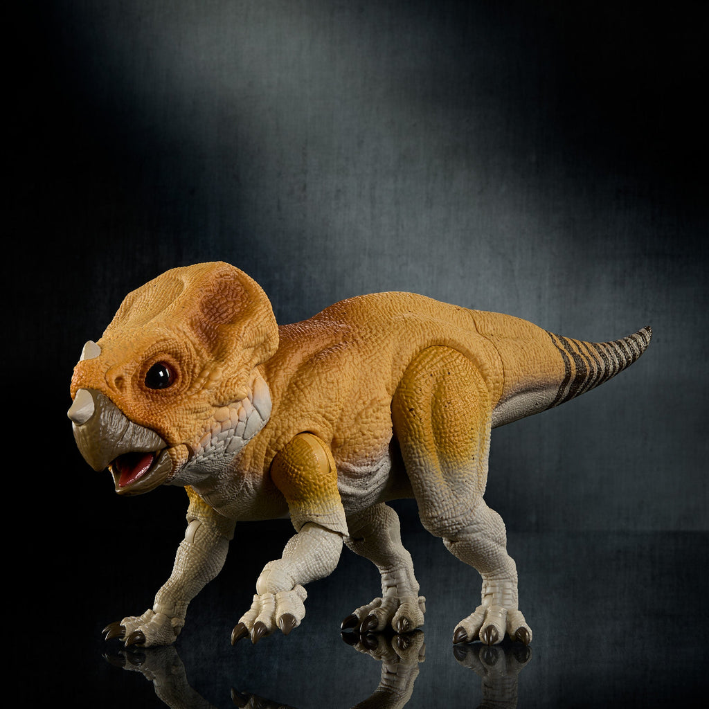 Jurassic World Hammond Collection Screen Scale Aquilops ‘Dolores’