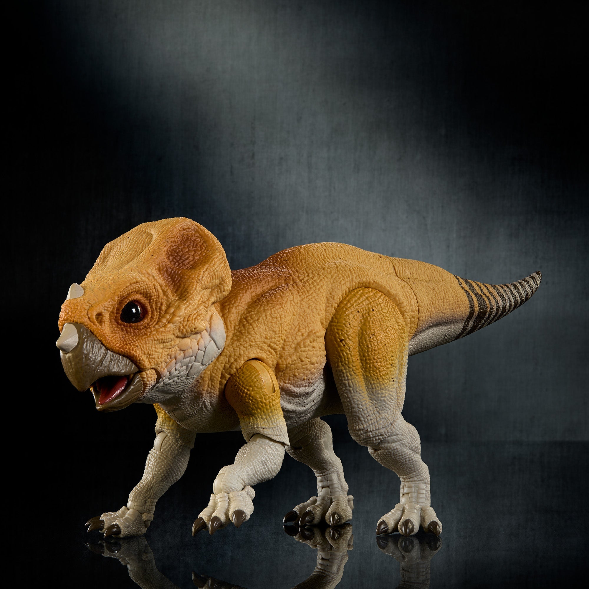 Jurassic World Hammond Collection Screen Scale Aquilops ‘Dolores’