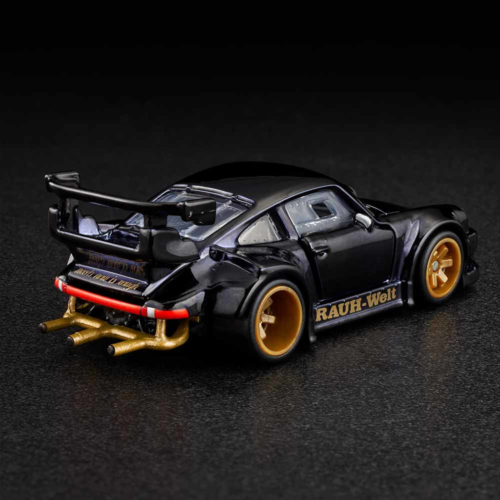 Hot Wheels RLC Exclusive RWB Porsche 930 w/ Akira Nakai Figurine