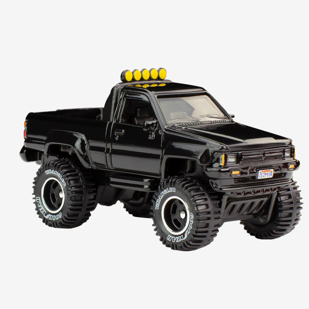 Hot Wheels Retro Entertainment Back to the Future 1987 Toyota Pickup Truck