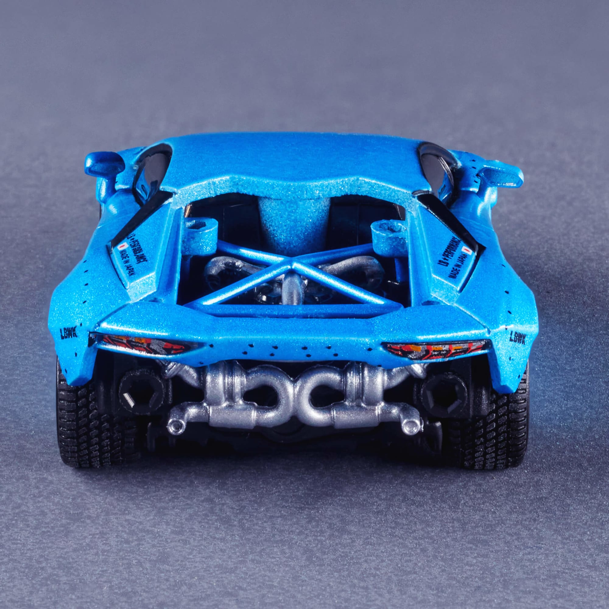 Elite 64 Series LBWK Lamborghini Aventador LP 700-4