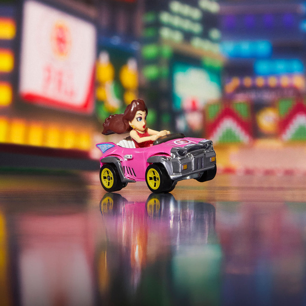 Hot Wheels Mario Kart Pauline Vehicle