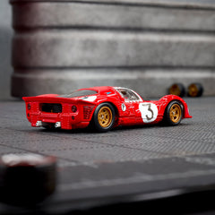 Hot Wheels Elite 64 1967 Ferrari 330 P4