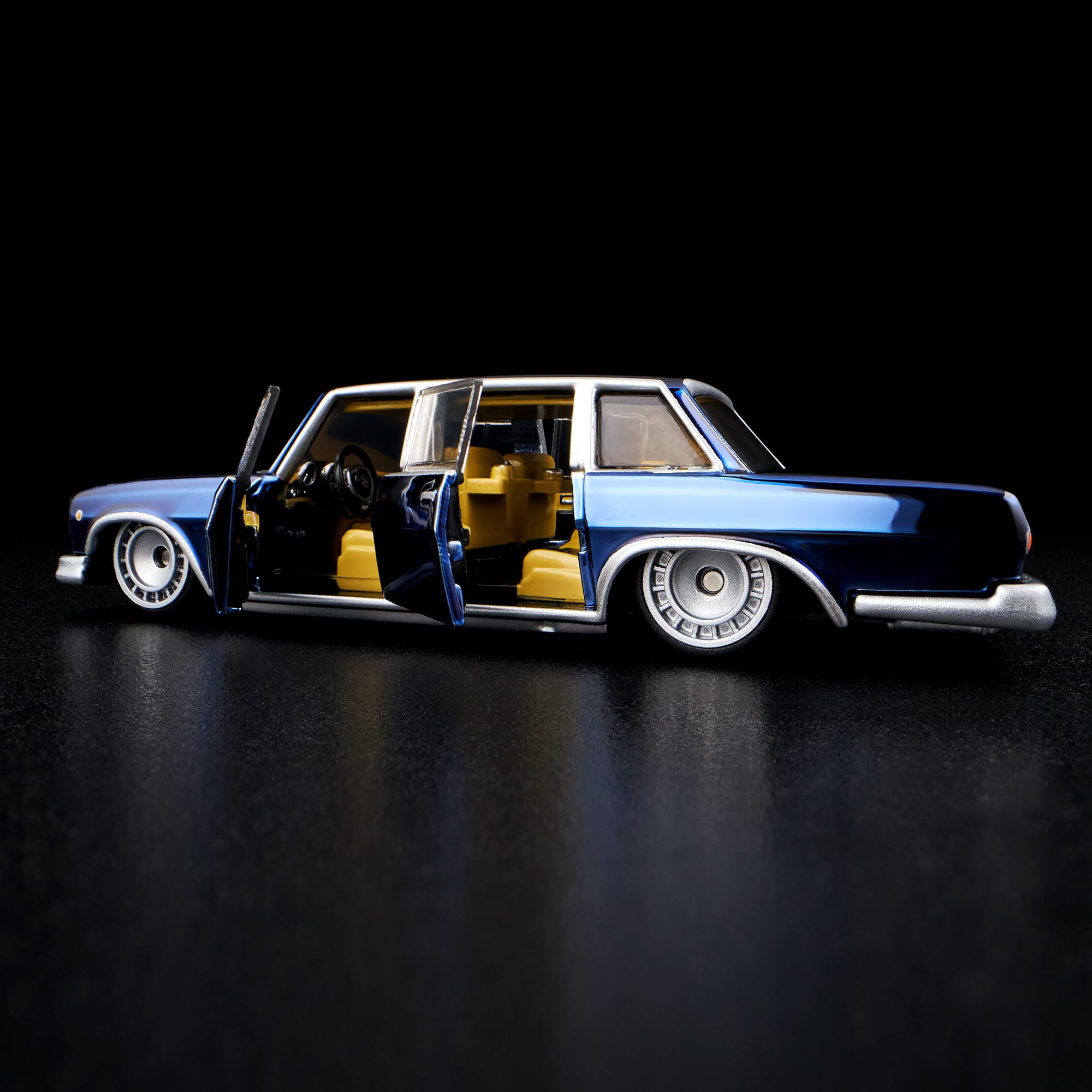 Hot Wheels RLC Exclusive 1964 Mercedes-Benz 600