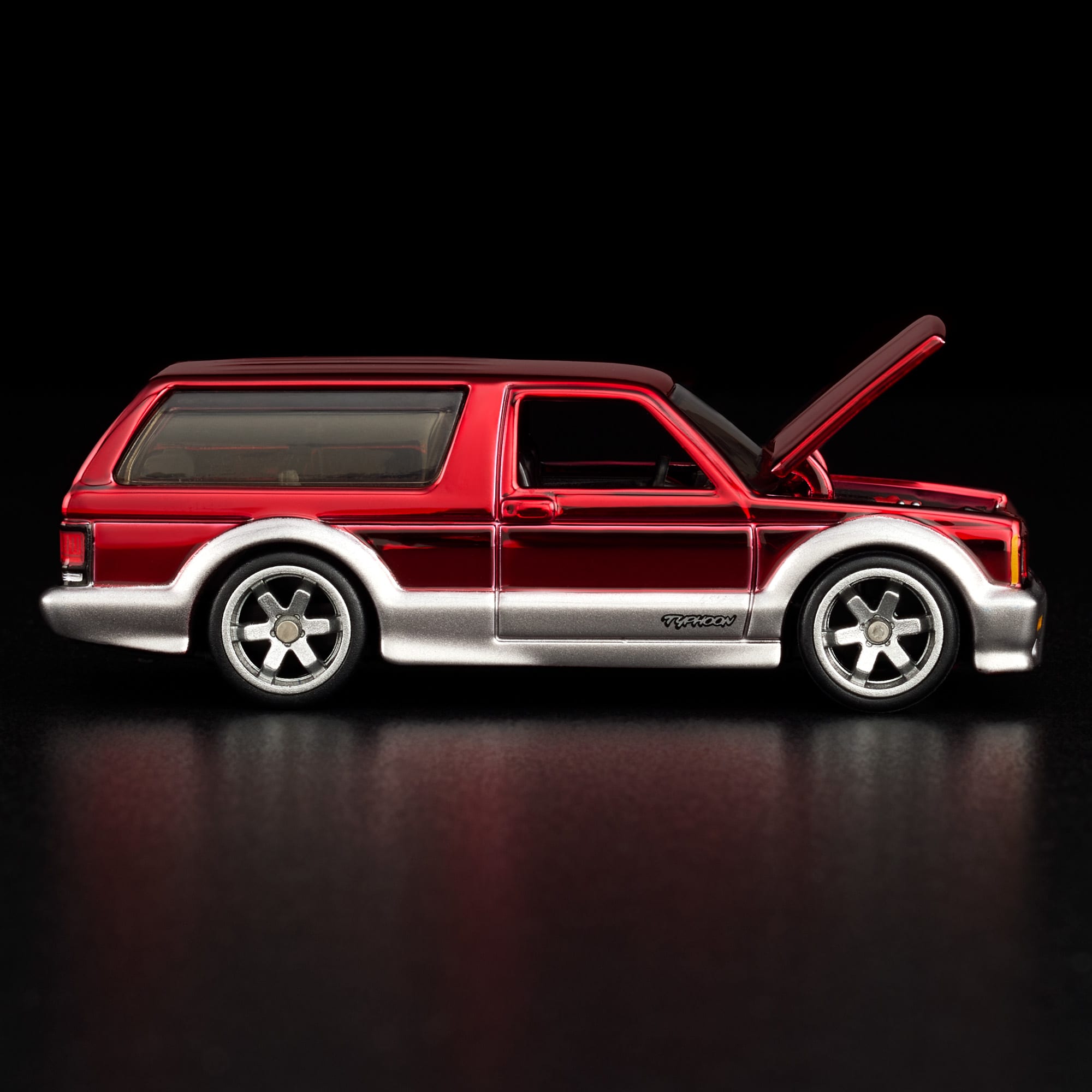 Hot Wheels RLC 1992 GMC Typhoon